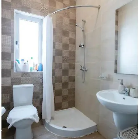 Modern And Stylish Lejlighed *